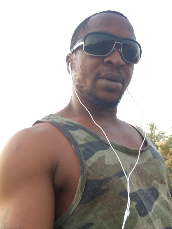 Date this happy United States man Budman from Baltimore US14127