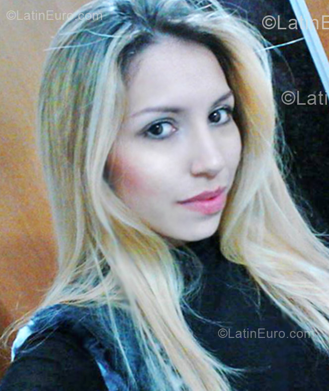 Date this gorgeous Brazil girl Maria from Sumare BR7740