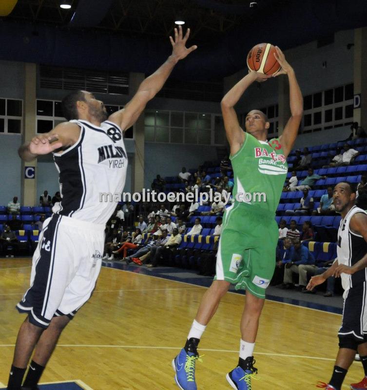 Date this stunning Dominican Republic man Michael from Barahona DO15807