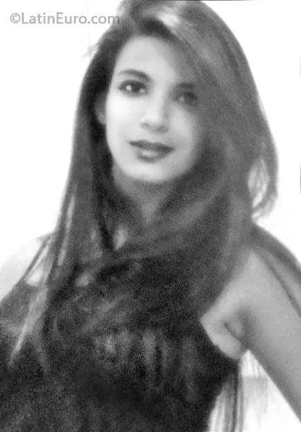 Date this stunning Brazil girl Ninha Viana from Ibitira BR7840