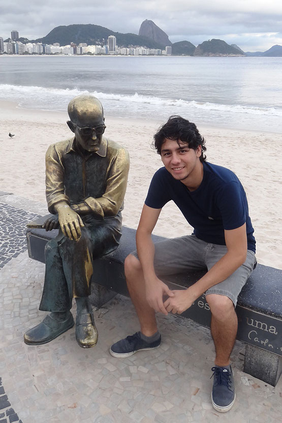 Date this fun Brazil man Rodrigo from Curitiba BR7950