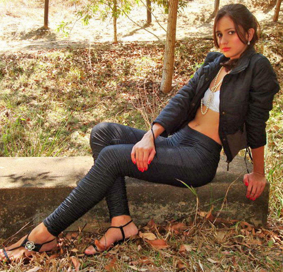 Date this good-looking Brazil girl Telita from Caratinga BR8061