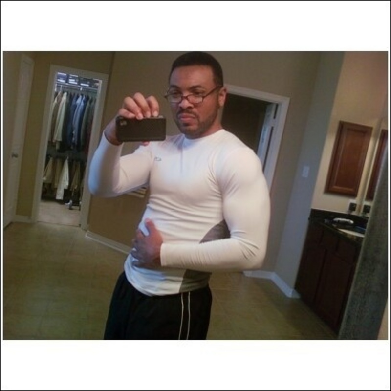 Date this voluptuous United States man Darrell from Houston US14490