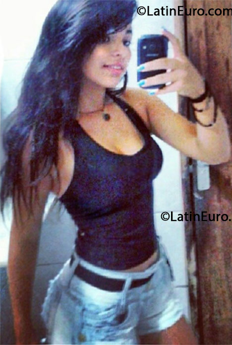 Date this attractive Brazil girl Sueli from Fortaleza BR8068