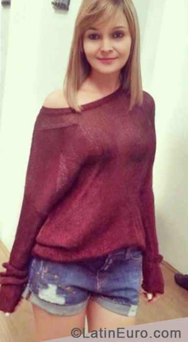Date this hot Brazil girl Cristina from Jundiai BR8189