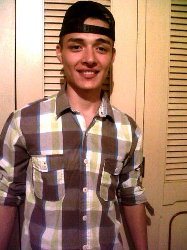 Date this young Colombia man Felipe from Pereira CO14421