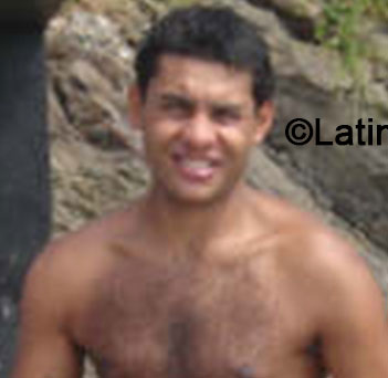 Date this tall Brazil man Lucas from Belo Horizonte BR8274