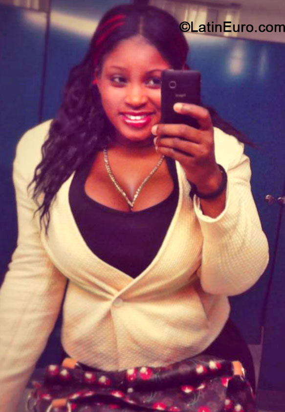 Date this sensual Jamaica girl Kimmy from St. Catherine JM1415