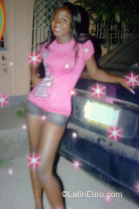 Date this lovely Jamaica girl Michelle from Kingston JM1418