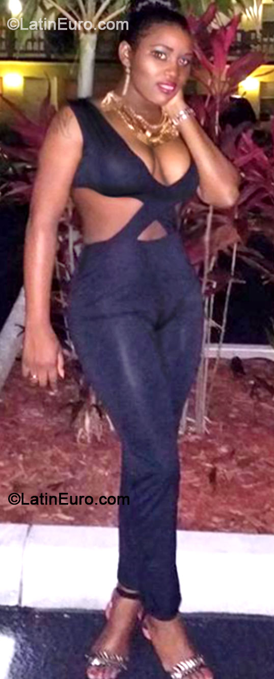 Date this athletic Jamaica girl Jodean from Morant Bay JM1456