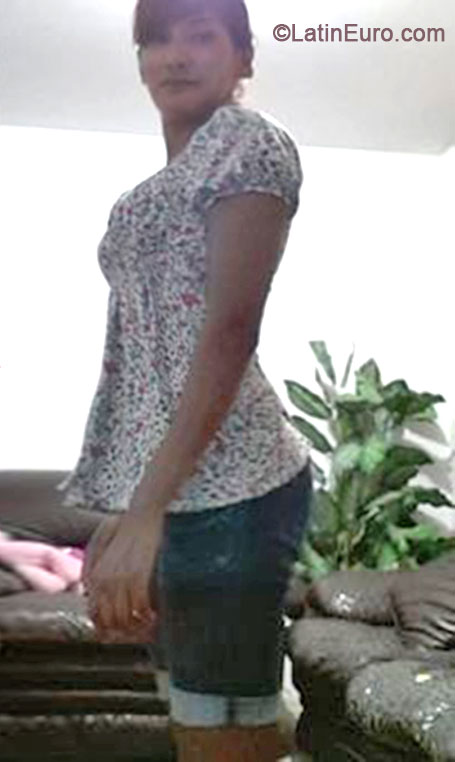 Date this hard body Peru girl Maria Teresa from Lima PE874