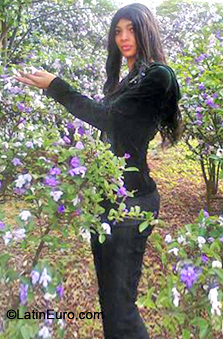 Date this lovely Brazil girl Ingrid from Sao Paulo BR8402