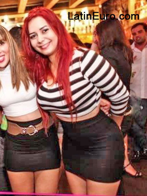 Date this fun Brazil girl Aline from Tres Lagoas BR8462