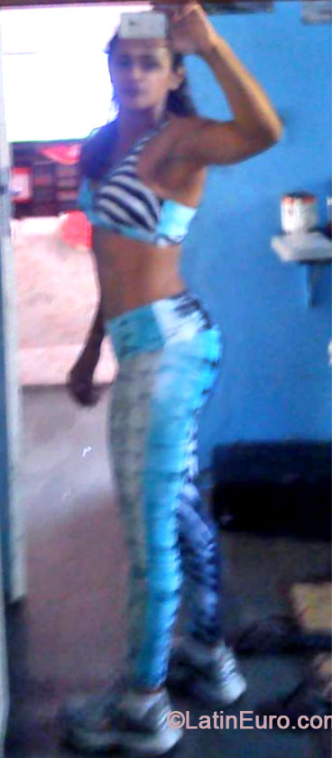 Date this hard body Brazil girl Lucimar from Campinas BR8481