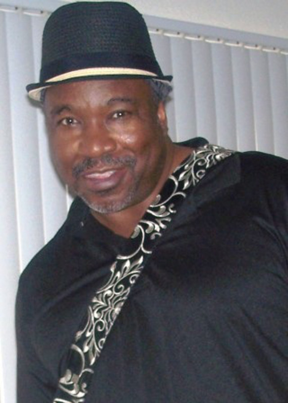 Date this cute United States man Sugarzey from Los Angeles US14792