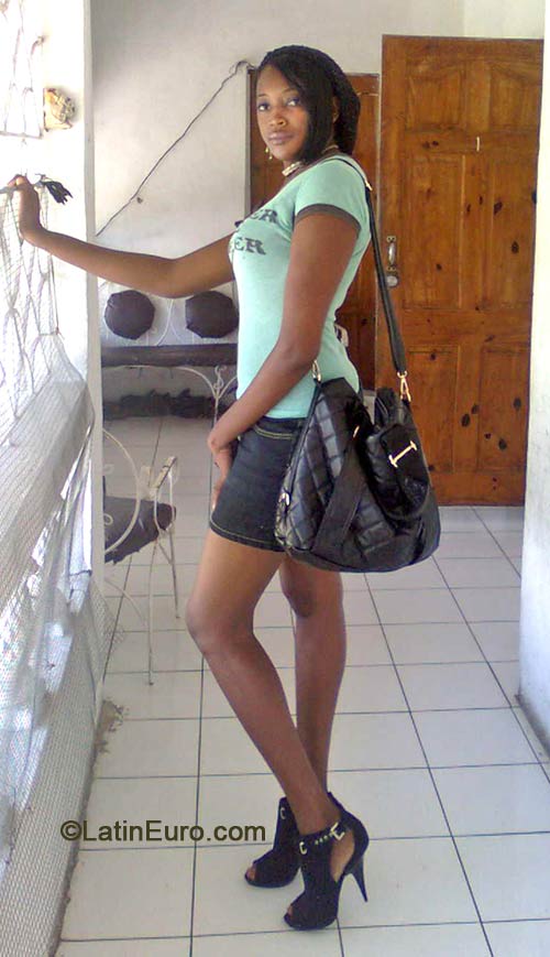 Date this delightful Jamaica girl Venisha from Portmore JM1544