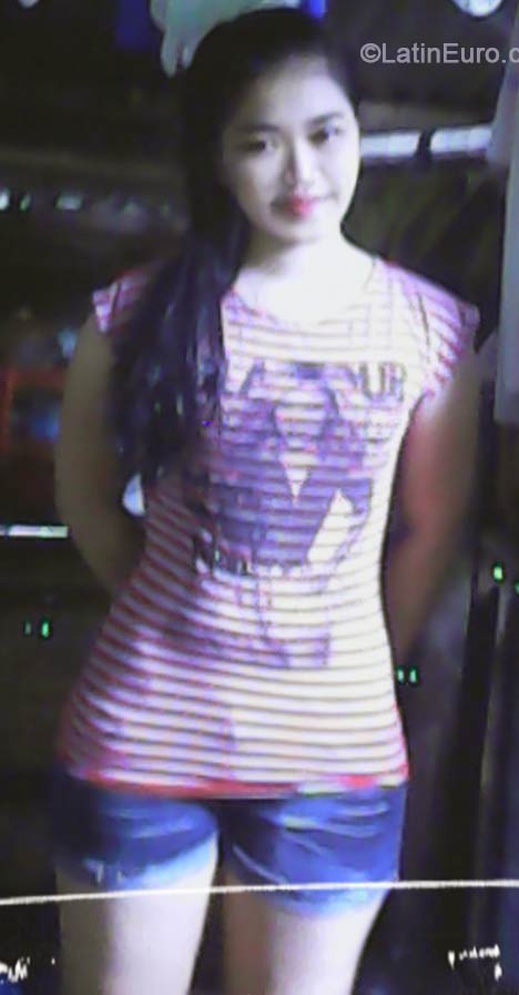 Date this georgeous Philippines girl Ruth from Borongan PH616