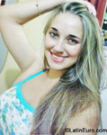 voluptuous Brazil girl Lorena from Rio De Janeiro BR8697