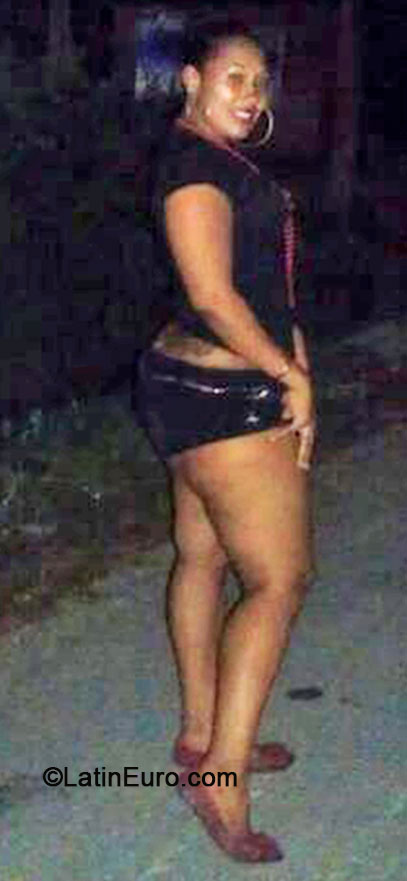 Date this young Jamaica girl Alecia from Westmoreland JM1612