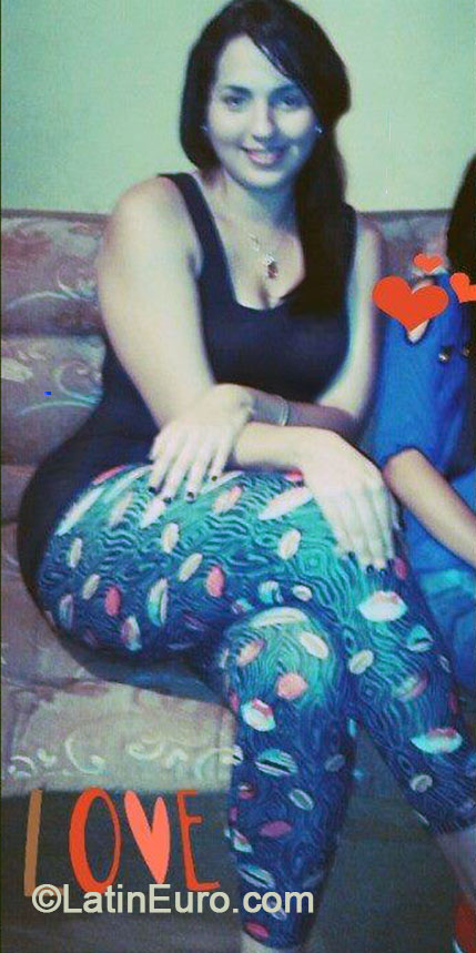Date this athletic Venezuela girl Luisana from Guayana city VE195