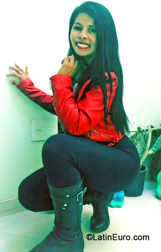 Date this nice looking Brazil girl Ivonete from Campinas BR8725