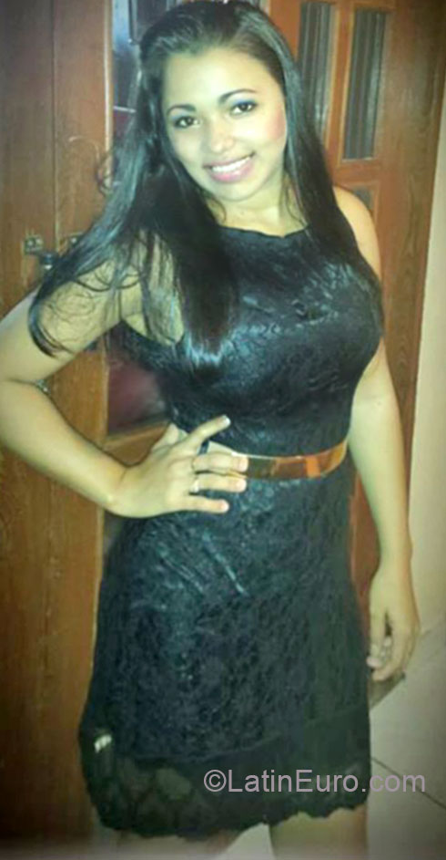 Date this funny Brazil girl Jaqueline from Goiania BR8737