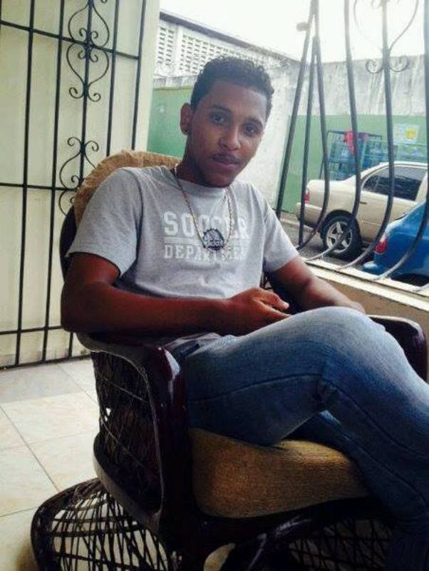 Date this fun Dominican Republic man Geral from Santo Domingo DO18985