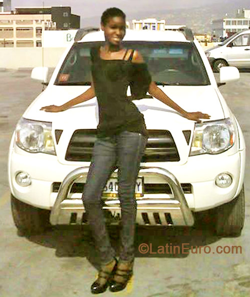 Date this cute Jamaica girl Shawna from Kingston JM1677