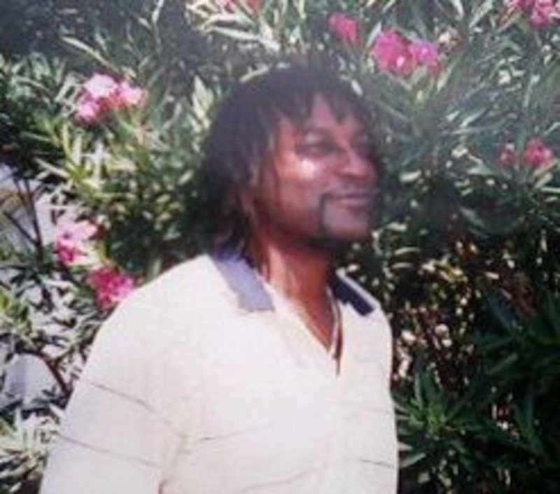 Date this lovely United States man Alphonso from Gainesville US15020