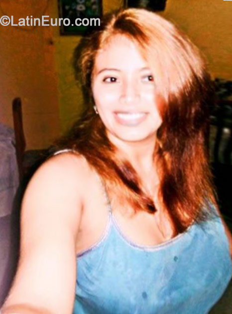 Date this passionate Panama girl Natalia Yohana from Panama PA425