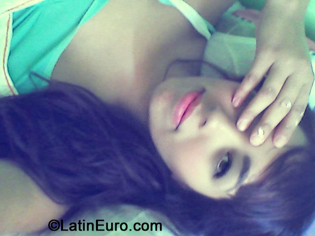 Date this charming Mexico girl Karen from Mexico City MX1288