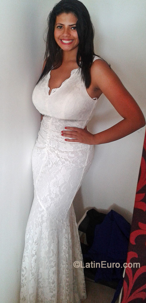 Date this hard body Costa Rica girl Maria from San Jose CR298