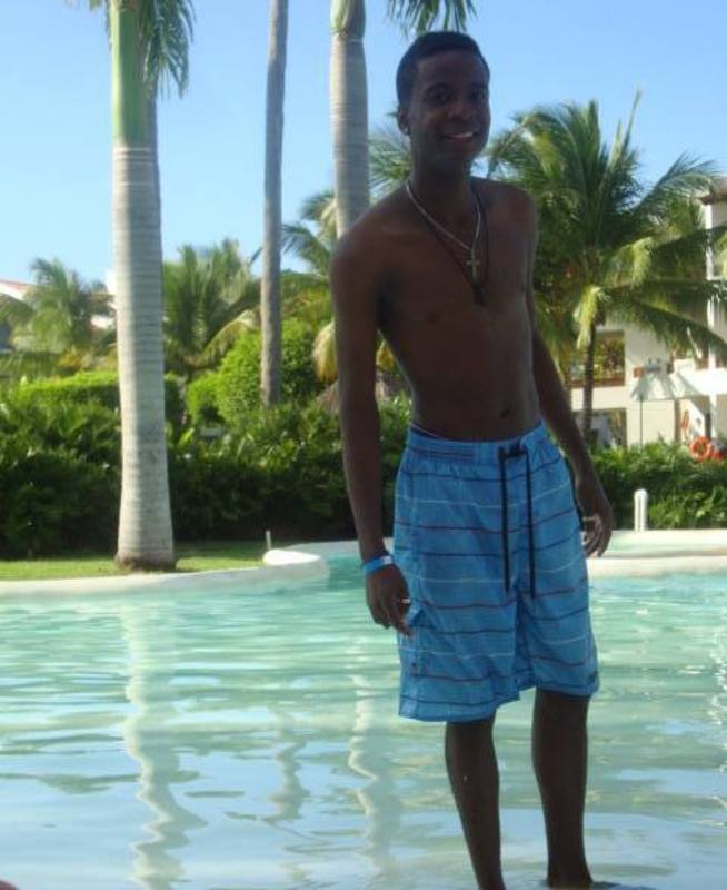 Date this fun Dominican Republic man Bladimir from La Romana DO19238