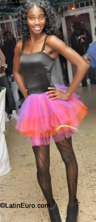 Date this exotic Jamaica girl Simone from Kingston JM1950