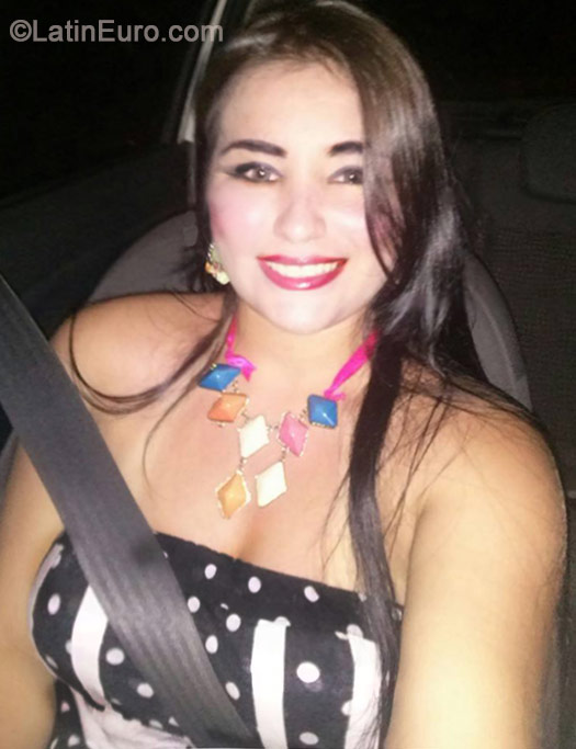 Date this delightful Brazil girl Julya Malu from Manaus BR8849