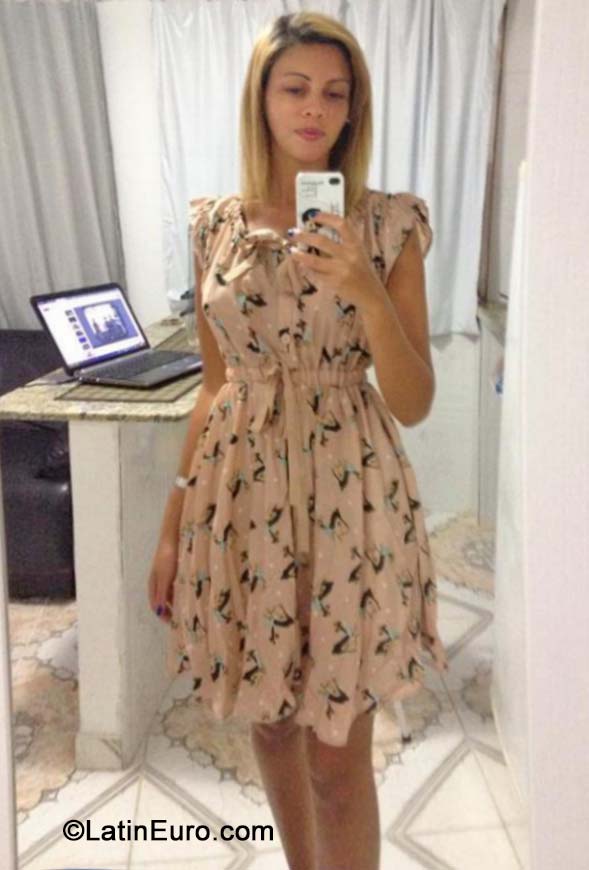 Date this pretty Brazil girl PrisBrasilRio from Rio De Janeiro BR8895