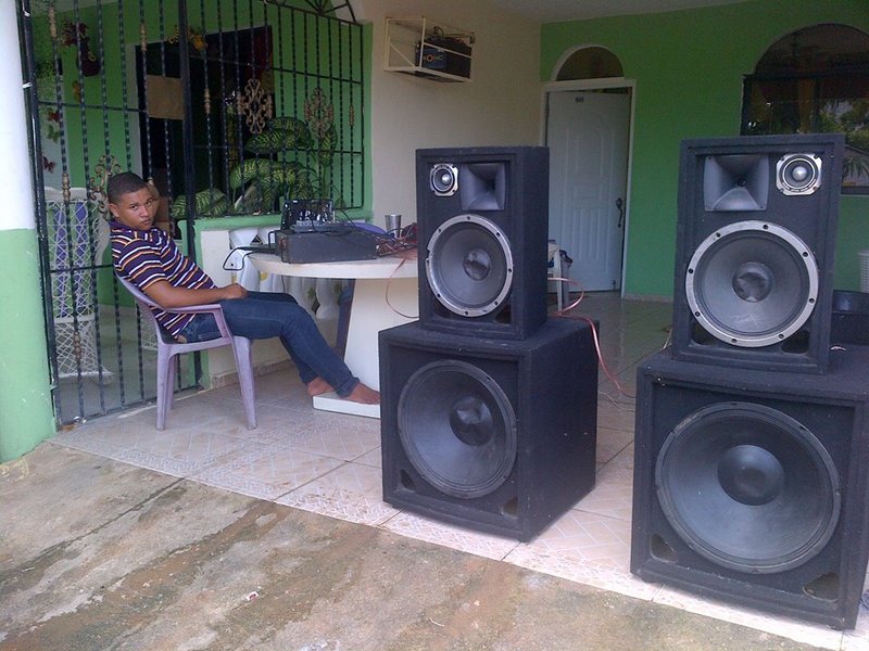 Date this beautiful Dominican Republic man El from Santo Domingo DO19564