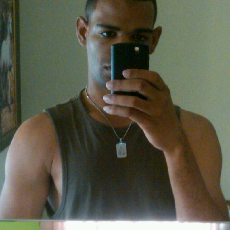 Date this happy Dominican Republic man Manuel from San Pedro De Macoris DO19619