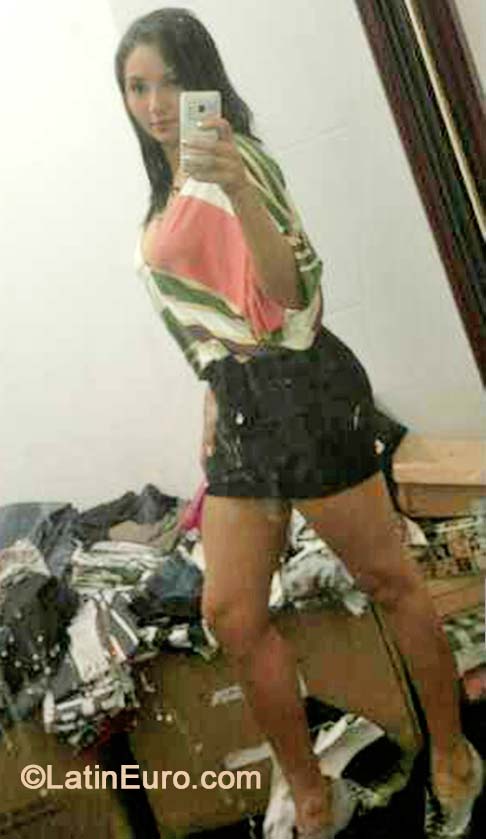 Date this georgeous Brazil girl Daiane from Manaus BR8922