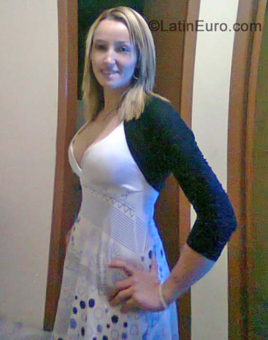 Date this passionate Brazil girl Priscilla from Porto Alegre BR8924