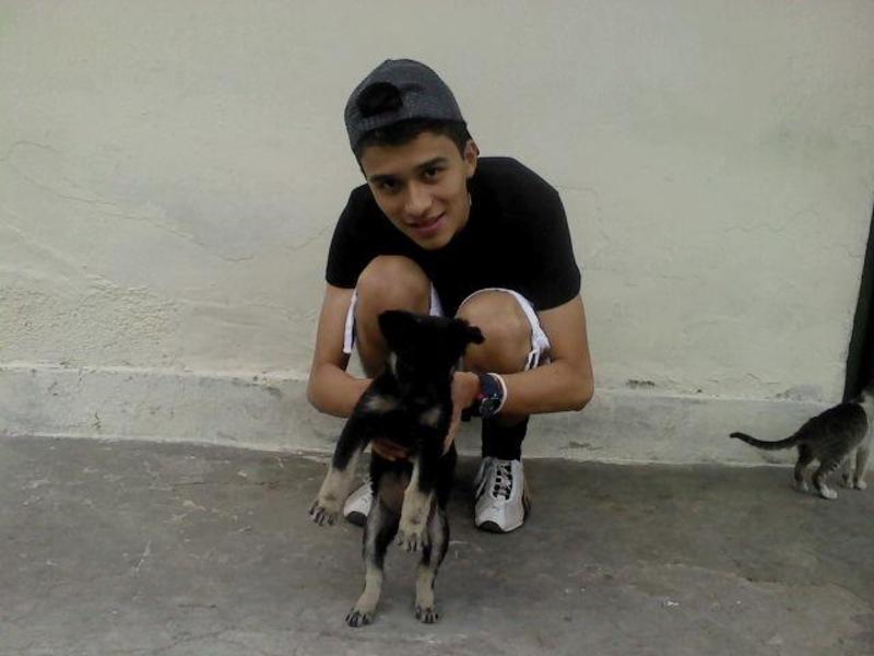 Date this young Honduras man Alberto from Tegucigalpa HN1184