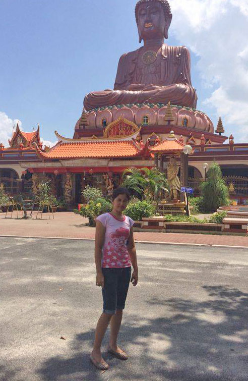 Date this hot Philippines girl Emelie from General Santos City PH681