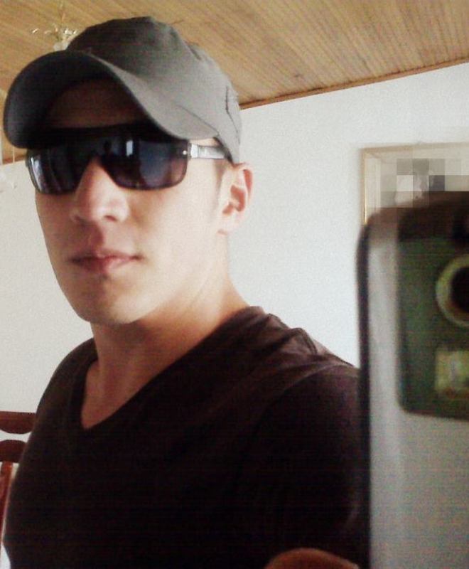 Date this sensual Colombia man Harrison from Medellin CO16066