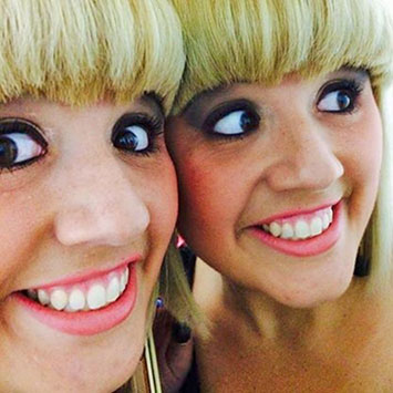 Date this charming United States girl Caroline from Orlando BR8999