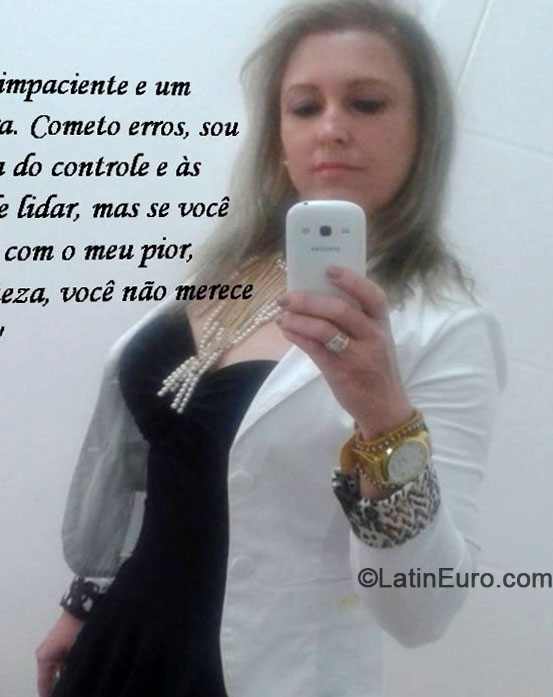 Date this charming Brazil girl Fatima from Chapeco BR9000