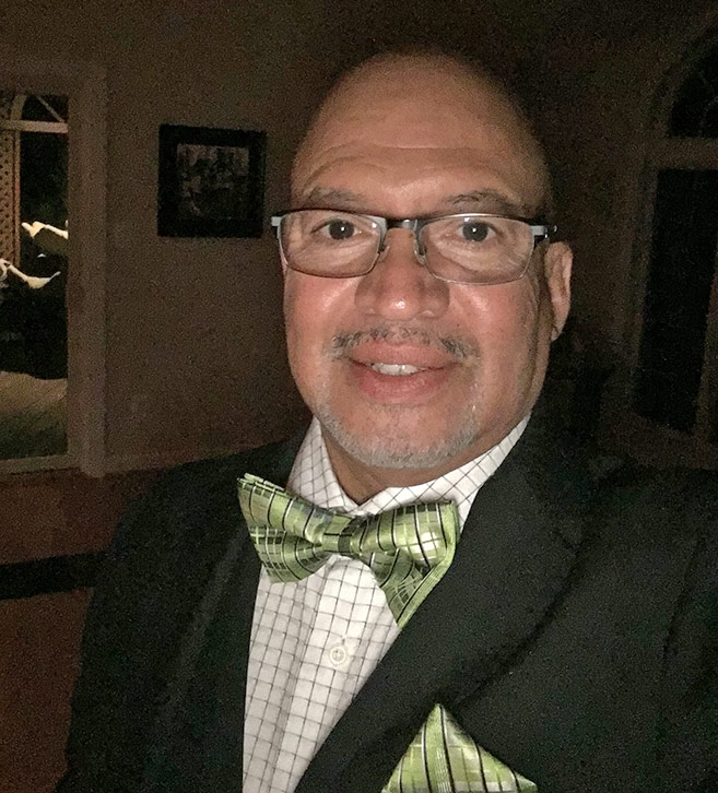 Date this charming United States man Arlaan from bowie US17374