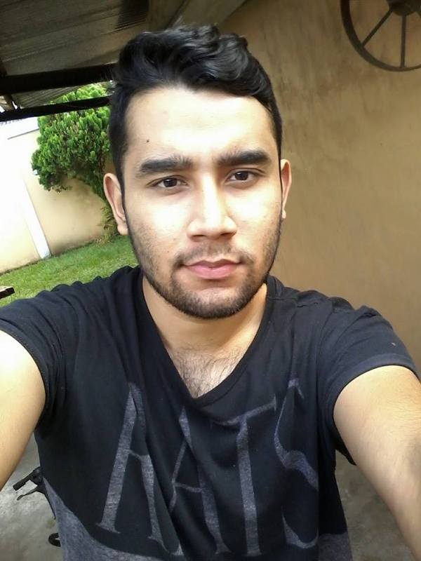 Date this pretty Honduras man Oscar from San pedro sula HN1222