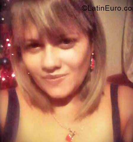 Date this attractive Honduras girl Cynthia from La Ceiba HN1293