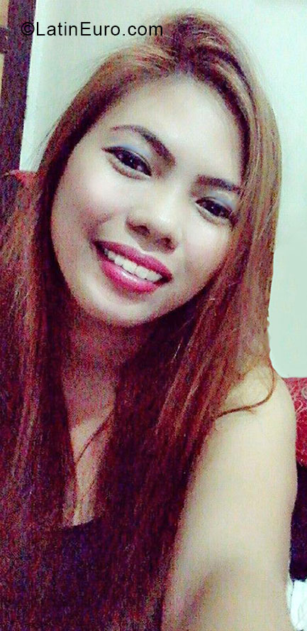 Date this exotic Philippines girl Jemalyn from Cavite PH733