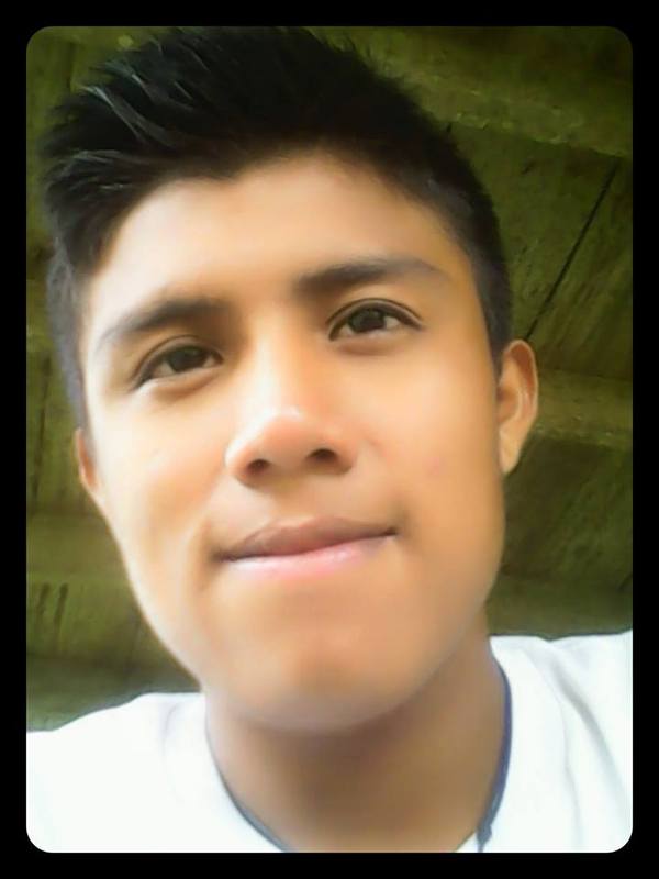 Date this pretty Panama man Ronald from 507 PA526